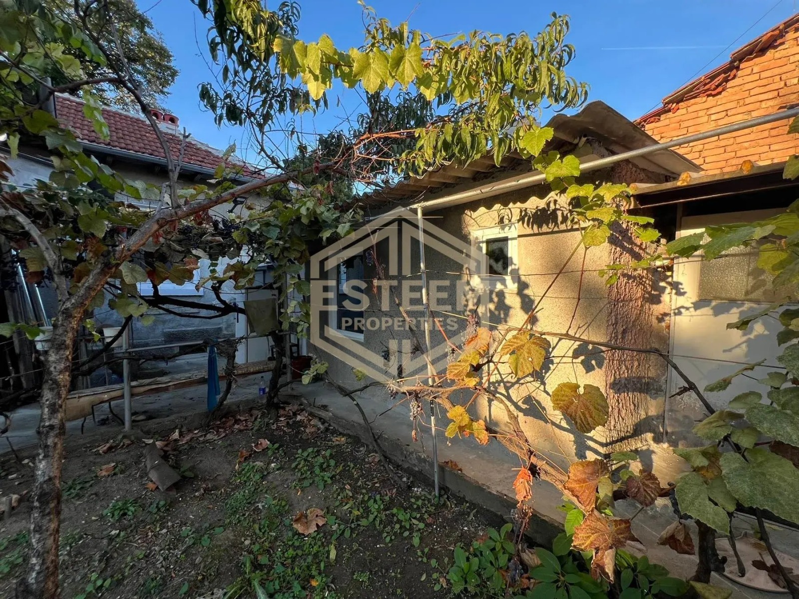 Продава КЪЩА, гр. Русе, Родина 3, снимка 15 - Къщи - 56625711