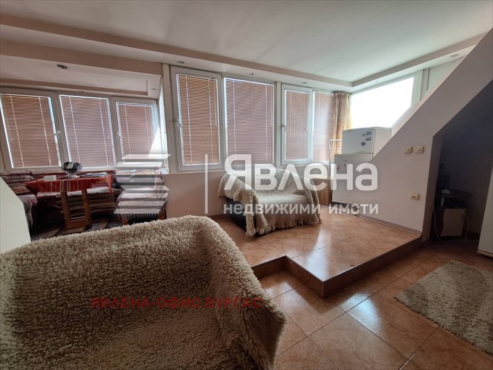 Продава 2-СТАЕН, гр. Бургас, Център, снимка 3 - Апартаменти - 52436623