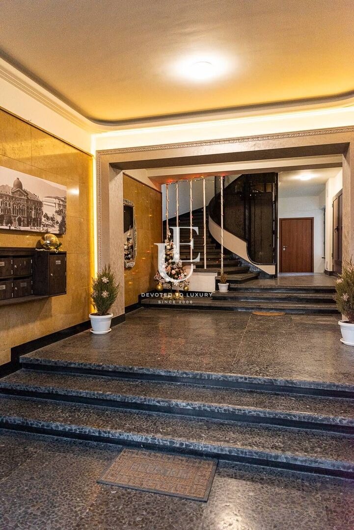Продава 2-СТАЕН, гр. София, Център, снимка 11 - Апартаменти - 55642836