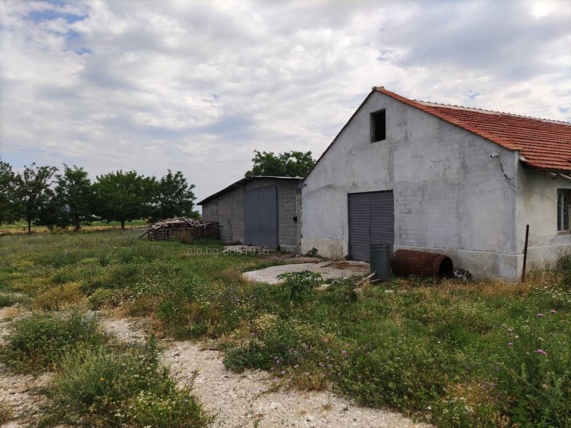 Продава  Склад област Пловдив , с. Ясно поле , 1500 кв.м | 44400212