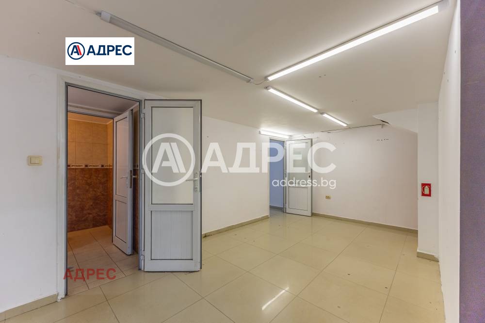 Продава МАГАЗИН, гр. Варна, ЖП Гара, снимка 4 - Магазини - 55990869