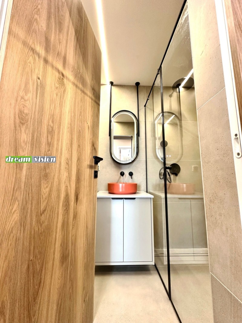 En venta  2 dormitorios Sofia , Mladost 4 , 107 metros cuadrados | 77019309 - imagen [8]