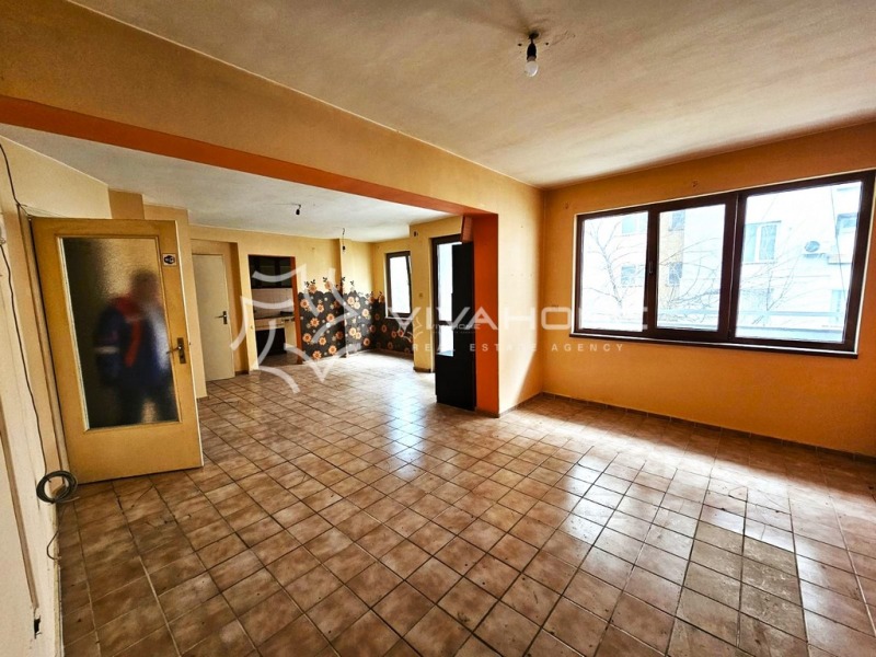 À vendre  2 chambres Varna , Lyatno kino Trakiya , 116 m² | 96171466