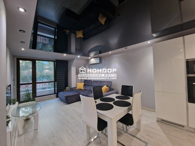 Продава  3-стаен, град Пловдив, Център •  290 000 € • ID 92825570 — holmes.bg - [1] 