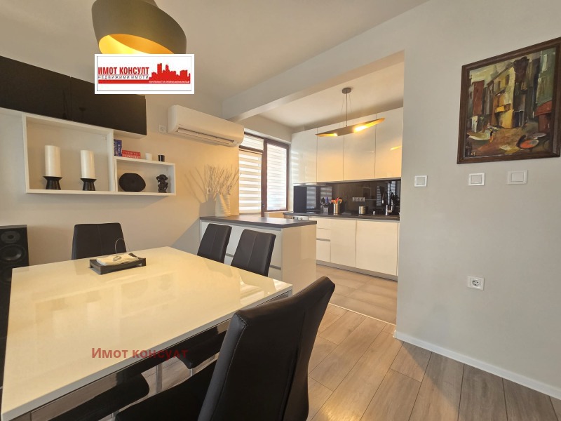 Продава 3-СТАЕН, гр. Пловдив, Остромила, снимка 2 - Апартаменти - 52373727