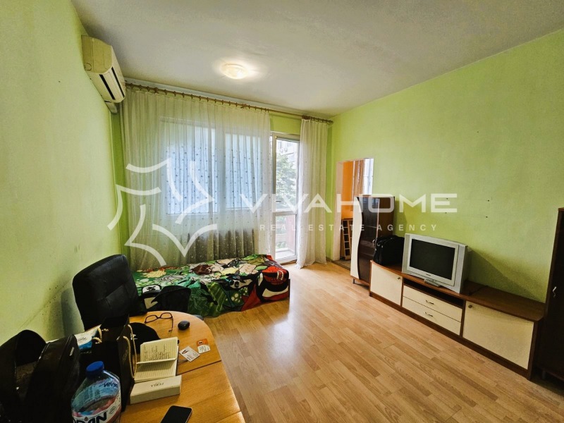 Продава 3-СТАЕН, гр. Варна, Младост 1