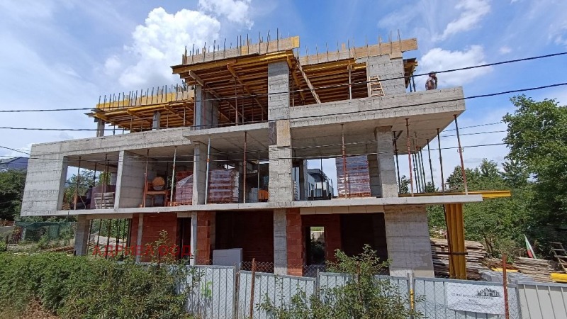 Eladó  Ház Sofia , m-t Kambanite , 221 négyzetméter | 91948713 - kép [9]