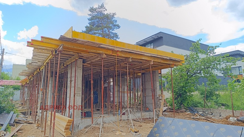 Till salu  Hus Sofia , m-t Kambanite , 221 kvm | 91948713 - bild [11]