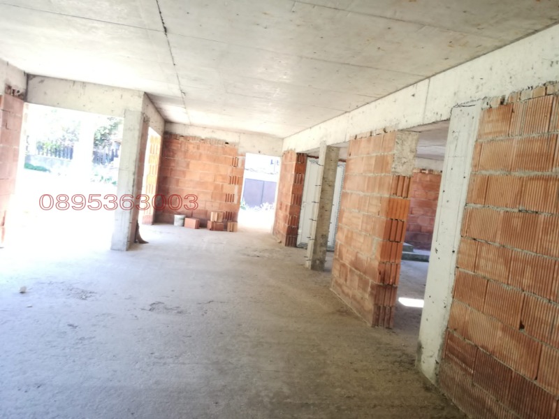 Продава КЪЩА, гр. Шумен, Център, снимка 3 - Къщи - 52754496