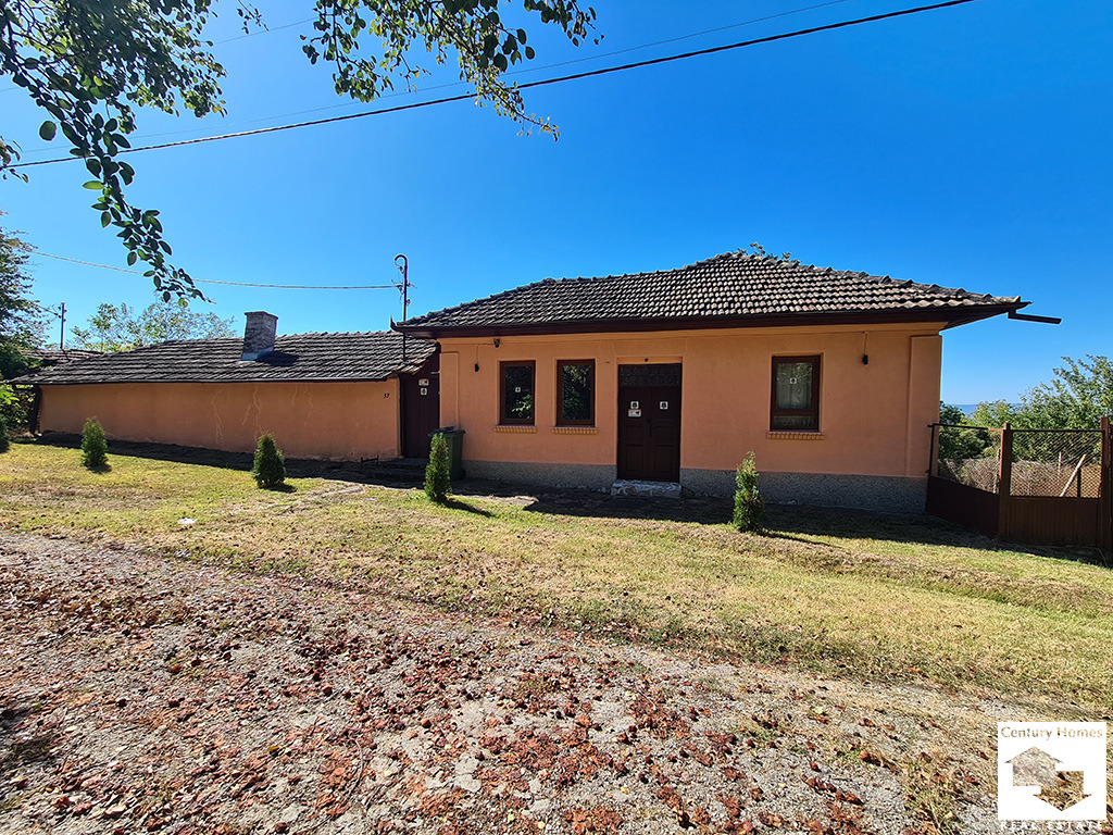 Продава КЪЩА, с. Теменуга, област Велико Търново, снимка 2 - Къщи - 56071133