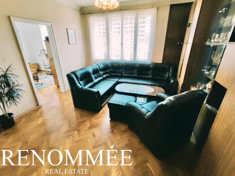 À vendre  2 chambres Sofia , Meditsinska akademiya , 176 m² | 93926919
