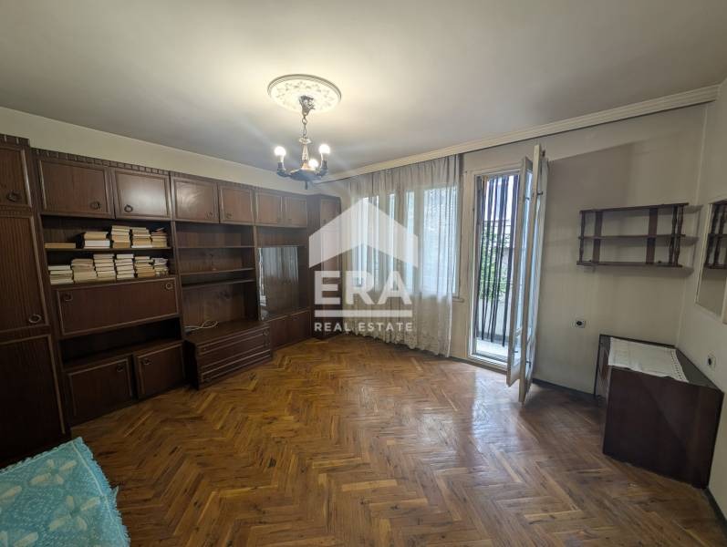 Продава 3-СТАЕН, град Шумен, Център • 229000 лв. • 60434198 — Holmes.bg