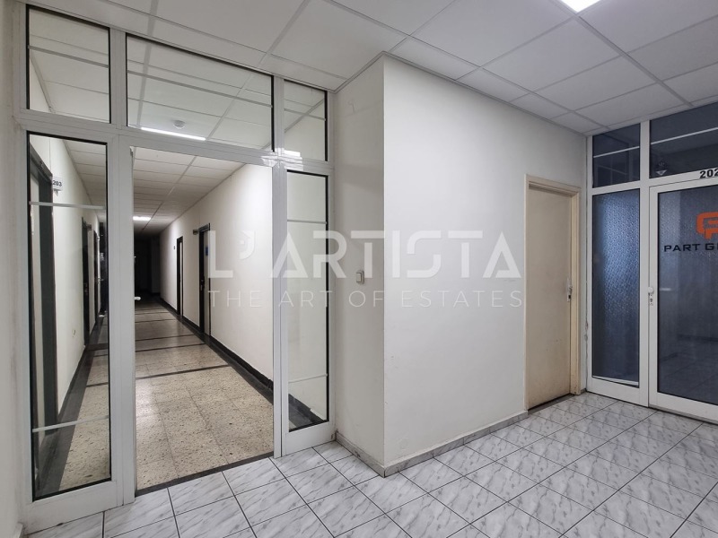 Till salu  Kontor Sofia , Darvenica , 1535 kvm | 23700166 - bild [6]