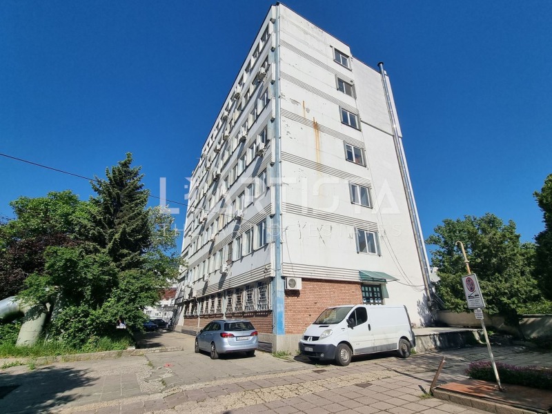 Till salu  Kontor Sofia , Darvenica , 1535 kvm | 23700166 - bild [2]