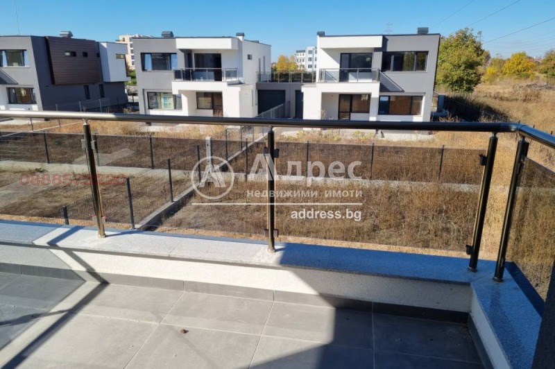 Te koop  Huis Plovdiv , Ostromila , 336 m² | 10539294 - afbeelding [2]