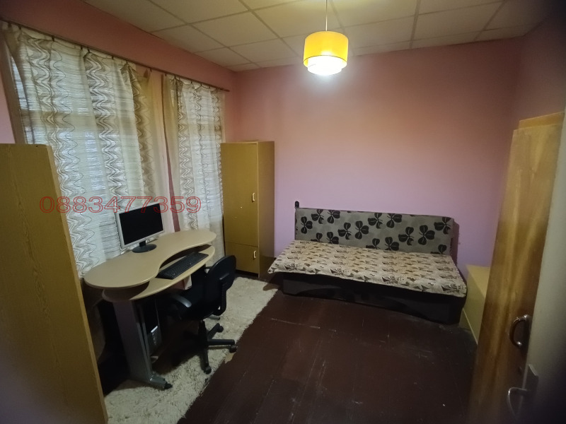 Продава КЪЩА, гр. Велико Търново, Център, снимка 4 - Къщи - 52785335