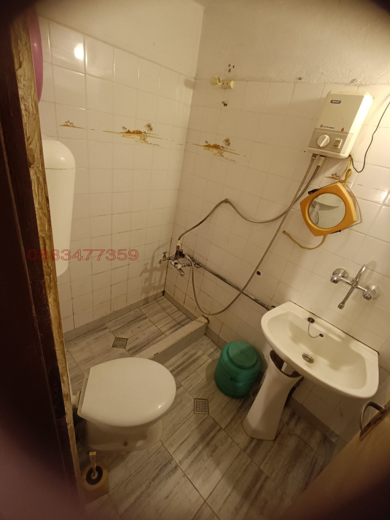 Продава КЪЩА, гр. Велико Търново, Център, снимка 8 - Къщи - 52785335