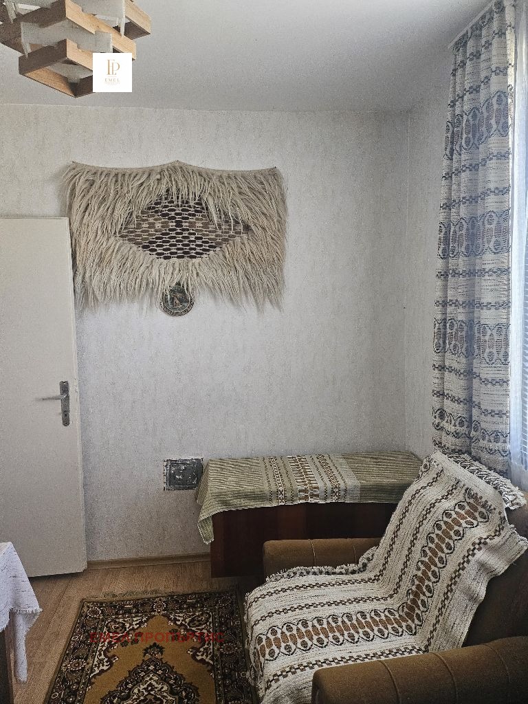 Продава КЪЩА, с. Бабица, област Перник, снимка 10 - Къщи - 55743286