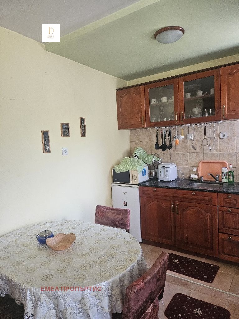 Продава КЪЩА, с. Бабица, област Перник, снимка 16 - Къщи - 55743286