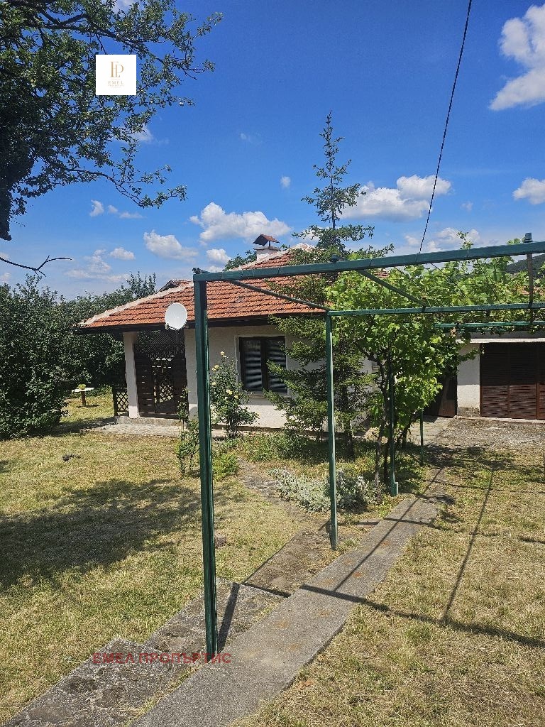 Продава КЪЩА, с. Бабица, област Перник, снимка 2 - Къщи - 55743286