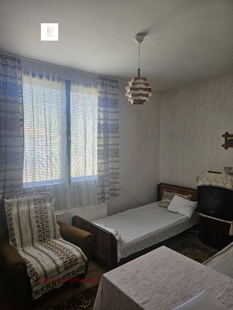 Продава КЪЩА, с. Бабица, област Перник, снимка 8 - Къщи - 55743286