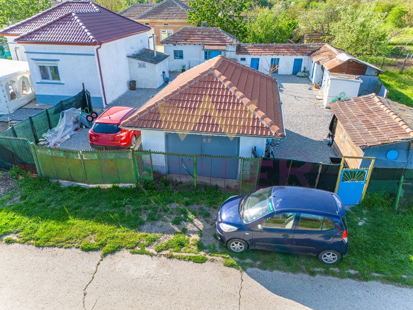 Продава КЪЩА, с. Змеево, област Добрич