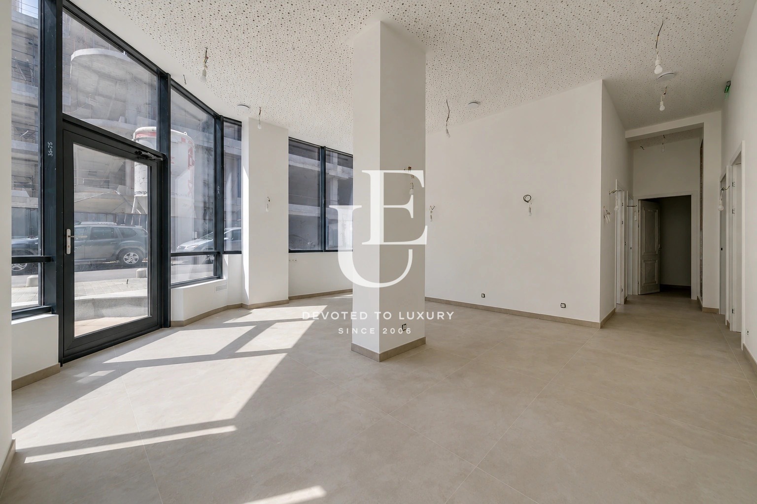 Продава МАГАЗИН, гр. София, Лозенец, снимка 2 - Магазини - 56009618