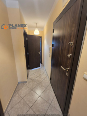 1 chambre Festivalen kompleks, Varna 6