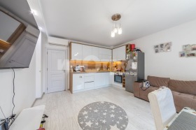 2 makuuhuonetta m-t Ptšelina, Varna