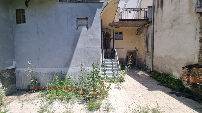 Продаја  2 спаваће собе Софија , Центар , 83 м2 | 68597641 - слика [16]