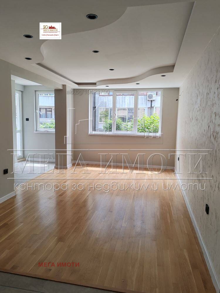 Satılık  2 yatak odası Burgas , Centar , 82 metrekare | 84603989