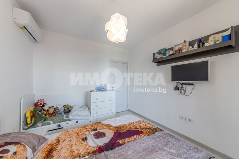 Myytävänä  2 makuuhuonetta Varna , m-t Ptšelina , 71 neliömetriä | 56962673 - kuva [4]