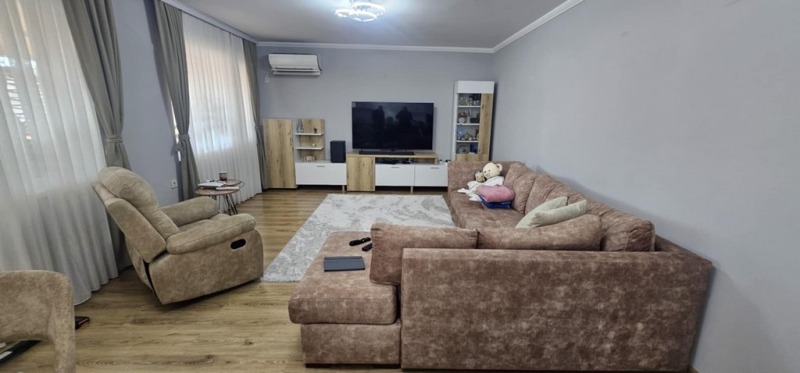 Продава  4-стаен град Кърджали , Възрожденци , 144 кв.м | 79859273 - изображение [3]