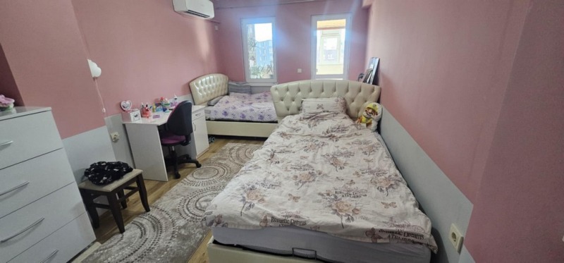 Продава  4-стаен град Кърджали , Възрожденци , 144 кв.м | 79859273 - изображение [9]