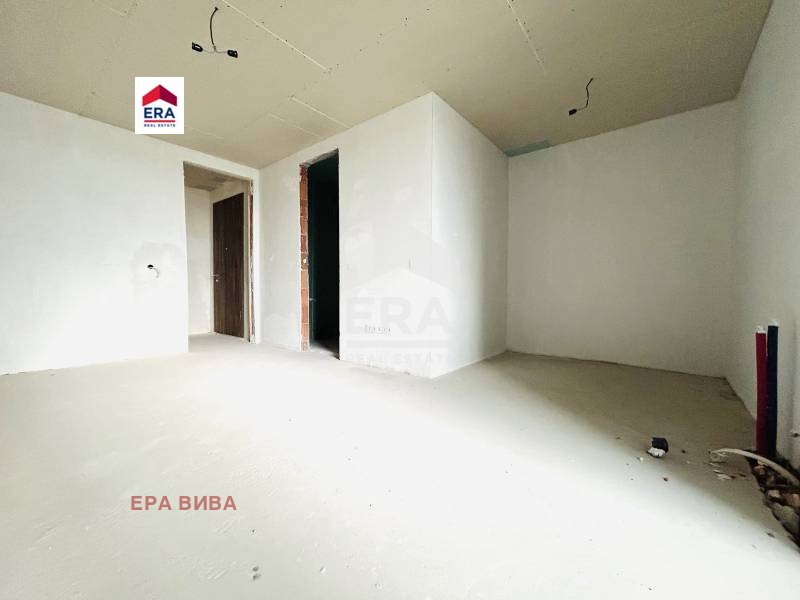 Na sprzedaż  3 sypialnie Sofia , Chladilnika , 186 mkw | 92511511 - obraz [8]