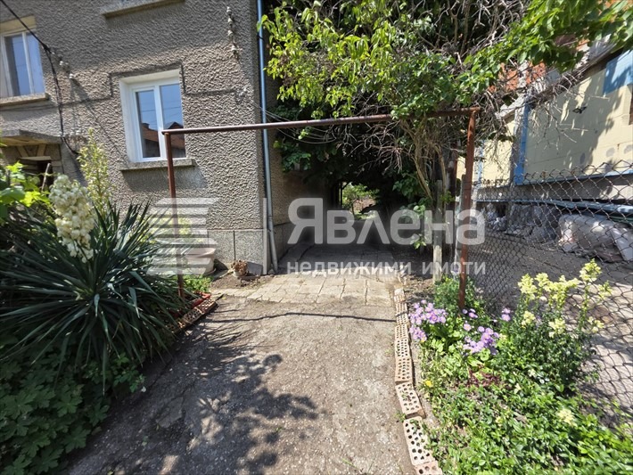 Na sprzedaż  Piętro domu Sofia , Orlandowci , 53 mkw | 52008228 - obraz [9]