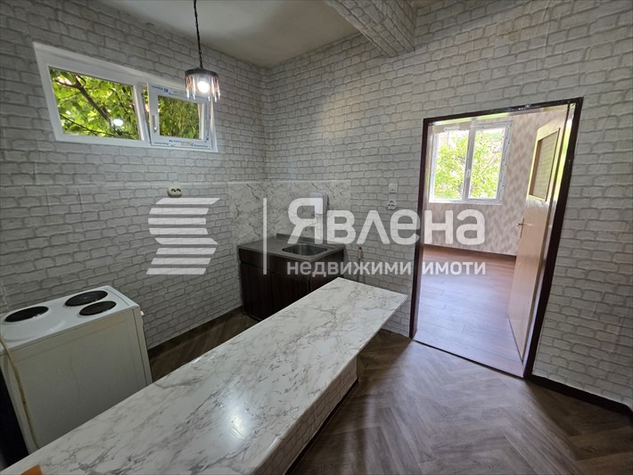 Na sprzedaż  Piętro domu Sofia , Orlandowci , 53 mkw | 52008228 - obraz [3]