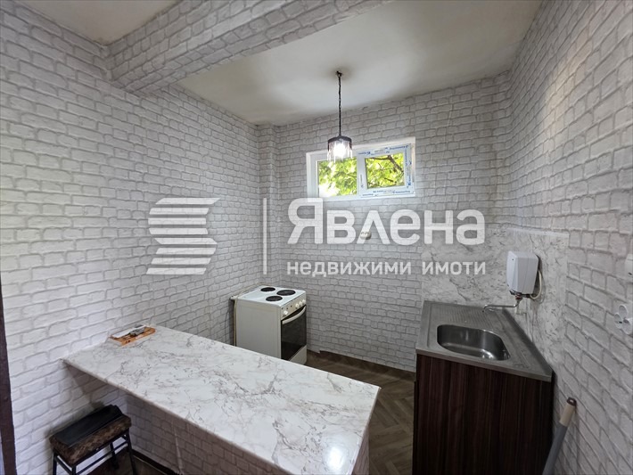 Na sprzedaż  Piętro domu Sofia , Orlandowci , 53 mkw | 52008228 - obraz [4]