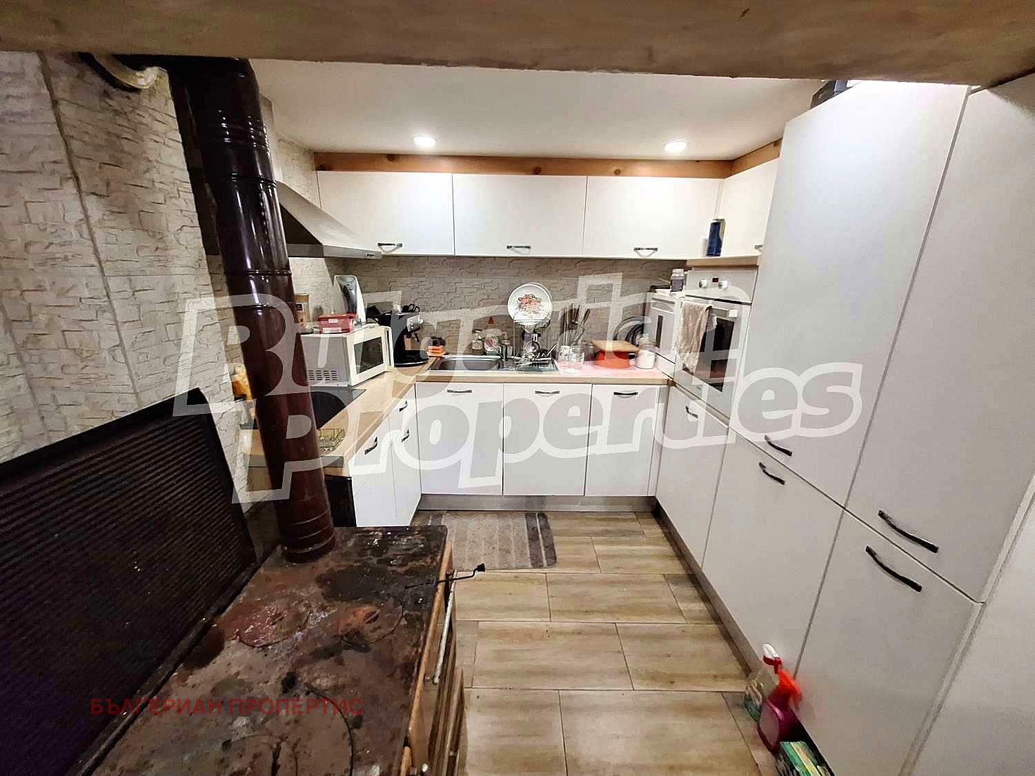 Продава КЪЩА, с. Чуйпетлово, област Перник, снимка 2 - Къщи - 51817177