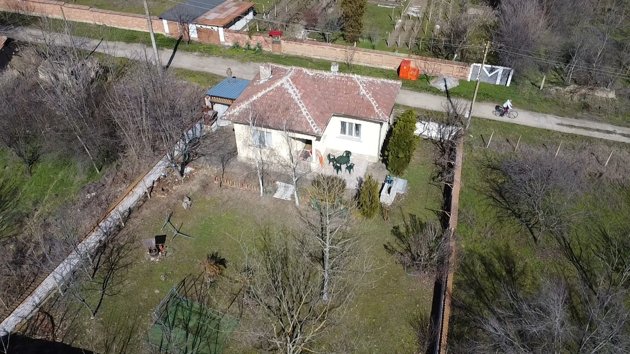 Продава КЪЩА, с. Изгрев, област Плевен, снимка 3 - Къщи - 53747439