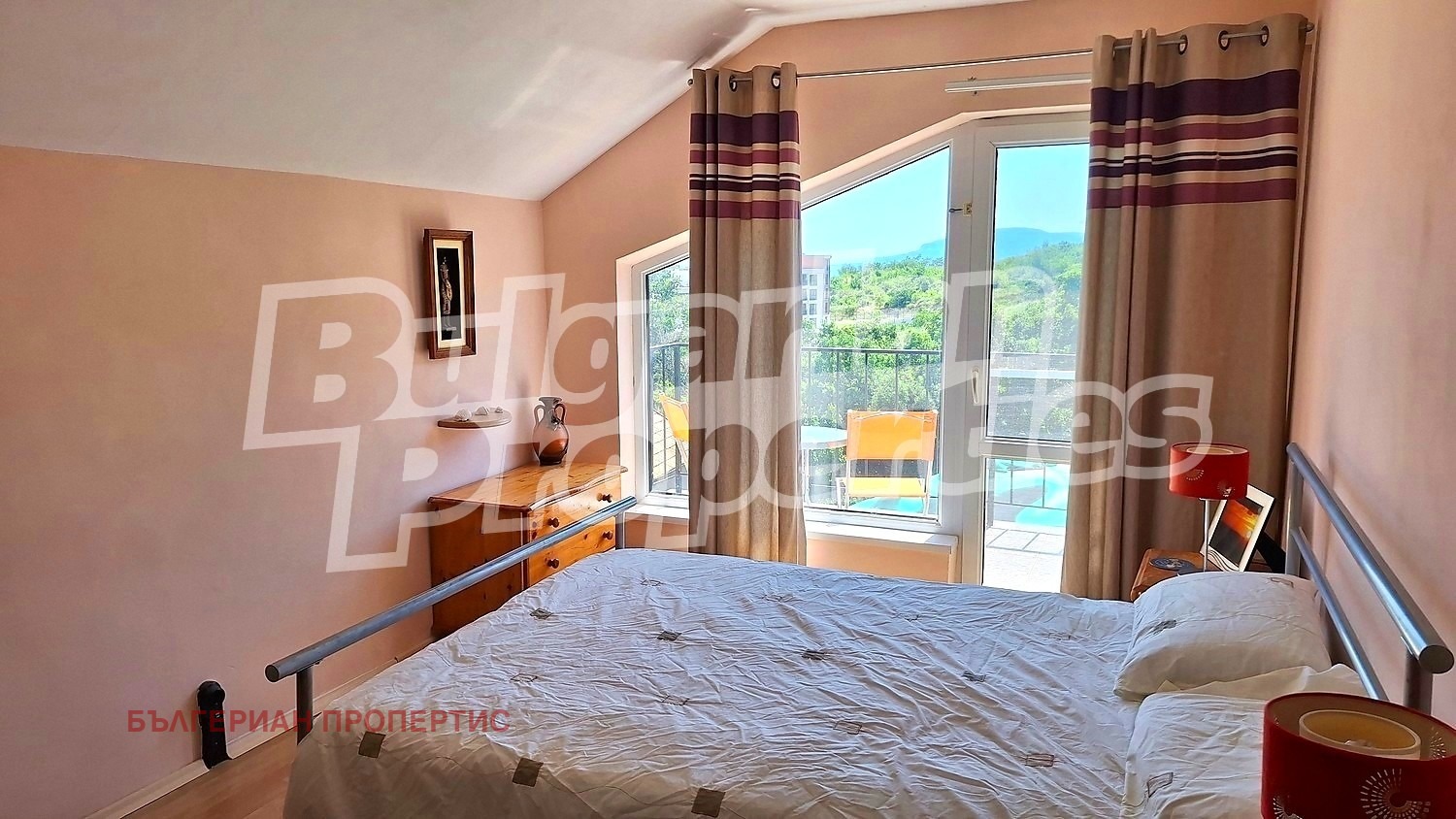 Продава КЪЩА, гр. Балчик, област Добрич, снимка 10 - Къщи - 55104718