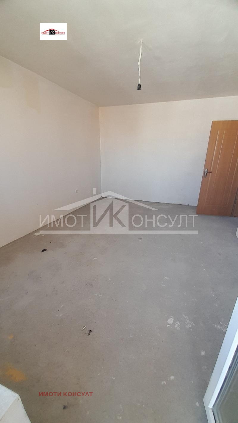 Продава 3-СТАЕН, гр. Велико Търново, Бузлуджа, снимка 6 - Aпартаменти - 49353390