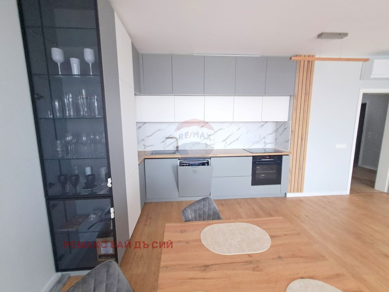 Продава 3-СТАЕН, гр. Варна, Бриз, снимка 4 - Апартаменти - 53560088