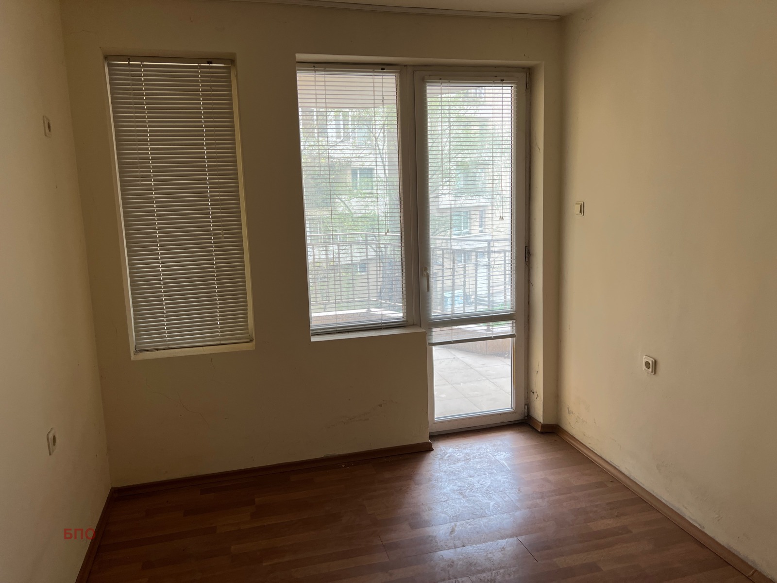 Продава 2-СТАЕН, гр. Велико Търново, Колю Фичето, снимка 2 - Апартаменти - 53640819