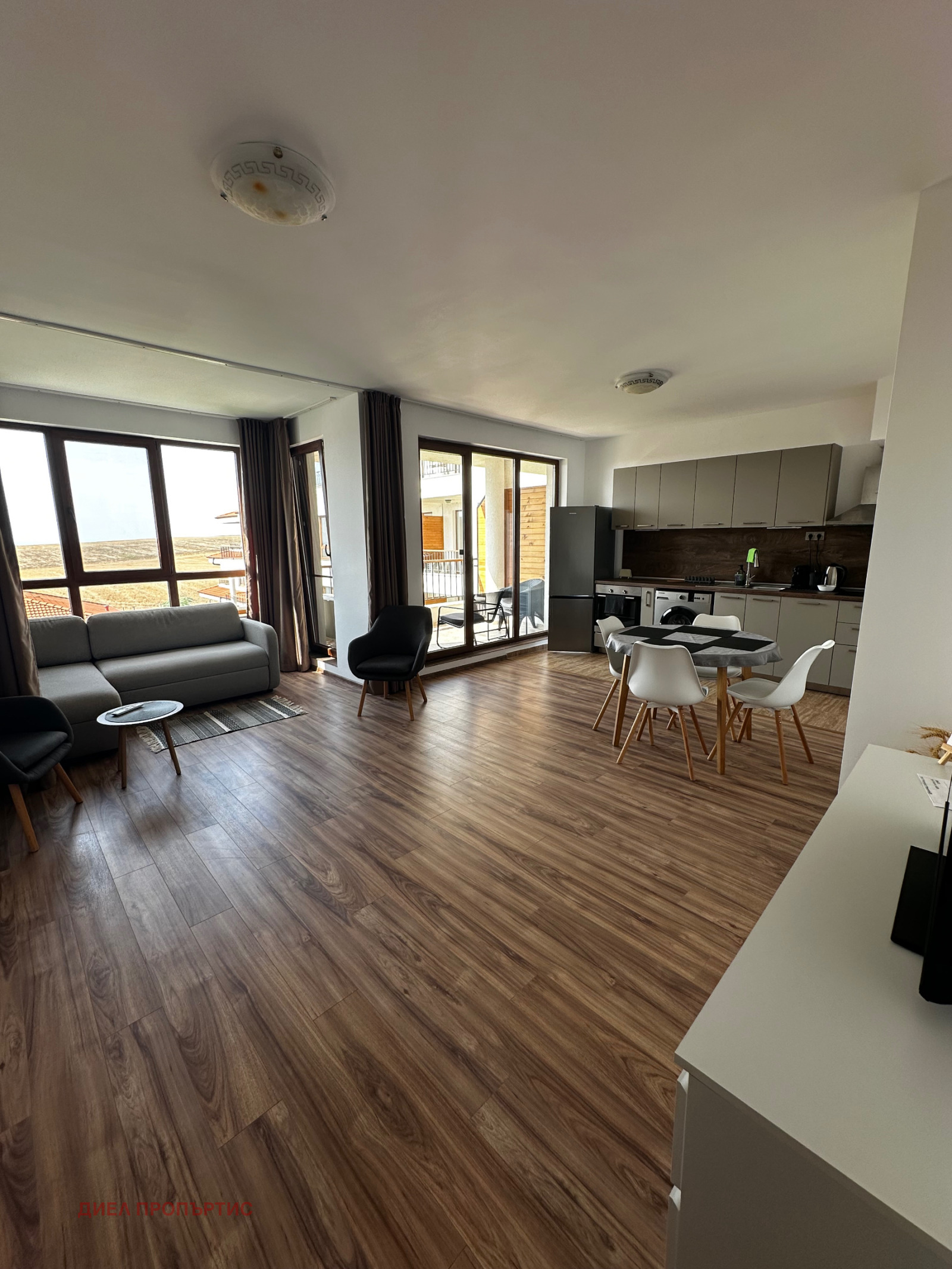 Продава 2-СТАЕН, гр. Ахелой, област Бургас, снимка 4 - Апартаменти - 56023843