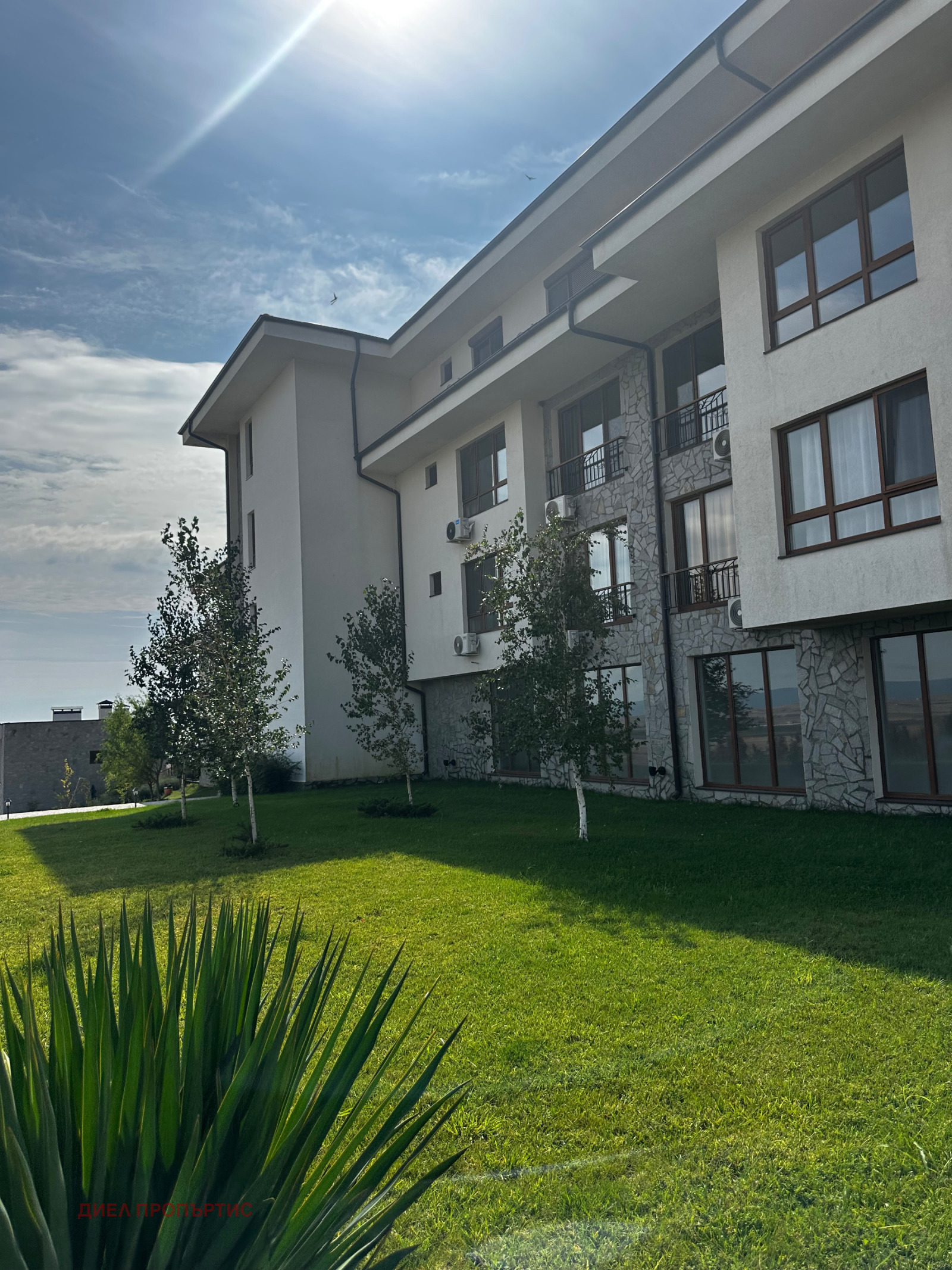 Продава 2-СТАЕН, гр. Ахелой, област Бургас, снимка 2 - Апартаменти - 56023843