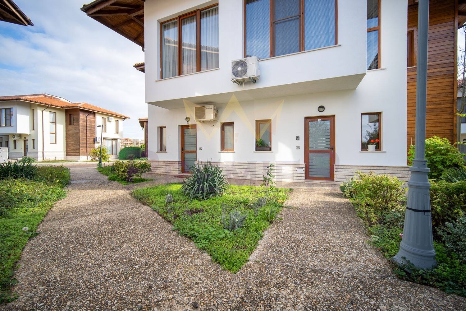 Продава КЪЩА, гр. Балчик, област Добрич, снимка 17 - Къщи - 56576209