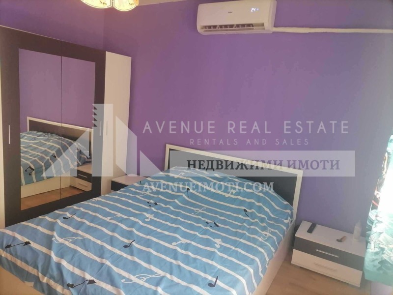 De vânzare  2 dormitoare Burgas , Meden rudnic - zona B , 61 mp | 94479519