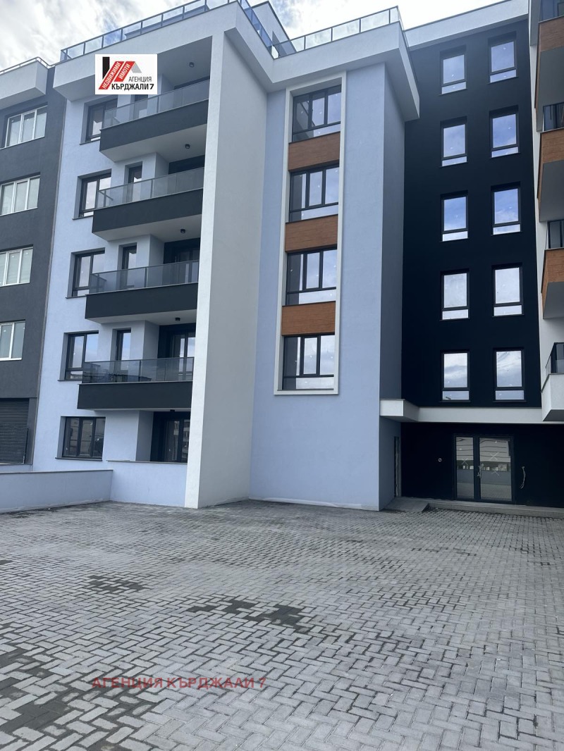 In vendita  2 camere da letto Kardgali , Vazrogdentsi , 95 mq | 22070884