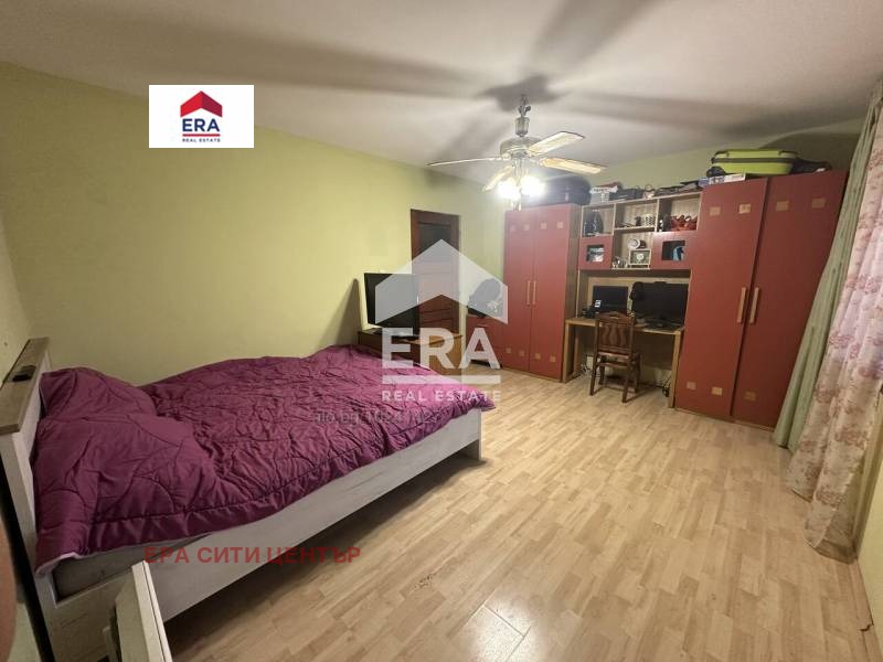For Sale  3+ bedroom Stara Zagora , Kolyo Ganchev , 138 sq.m | 92733564 - image [2]